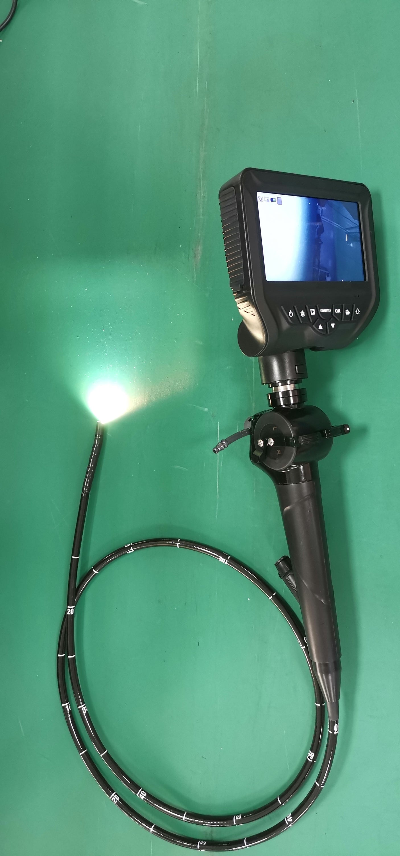 Vividia YE-2-606 Portable Veterinary Flexible 2-Way Articulating Video Endoscope with 6mm Probe and 2mm Working Channel